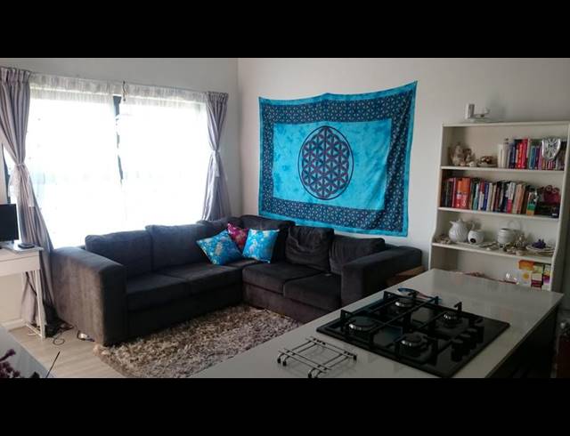 1 BEDROOM TOWNHOUSE FOR SALE IN GREENSTONE HILL